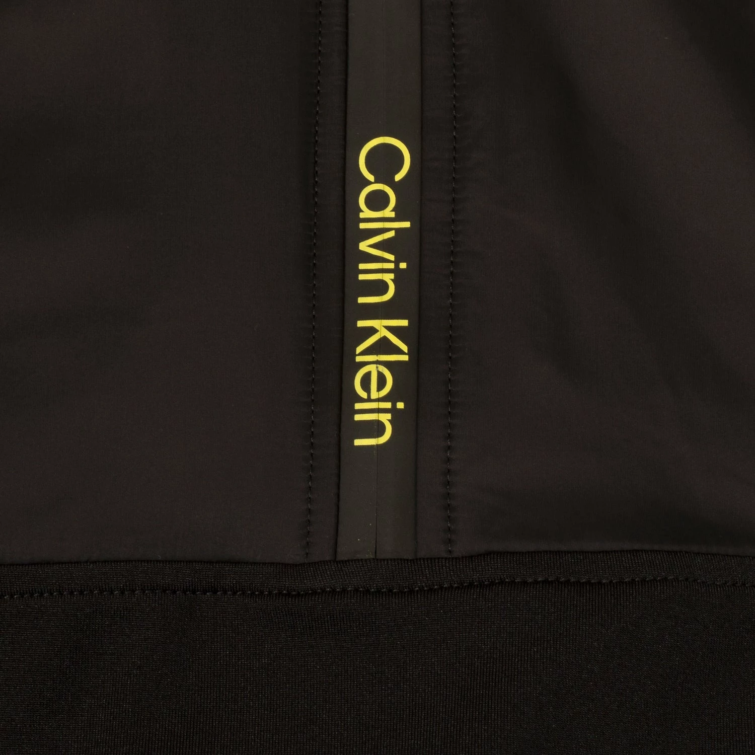 Calvin Klein Golf Malden 1/4 Zip Top CKMS23759 4 Calvin Klein Golf Malden 1/4 Zip Top CKMS23759 - Image 2